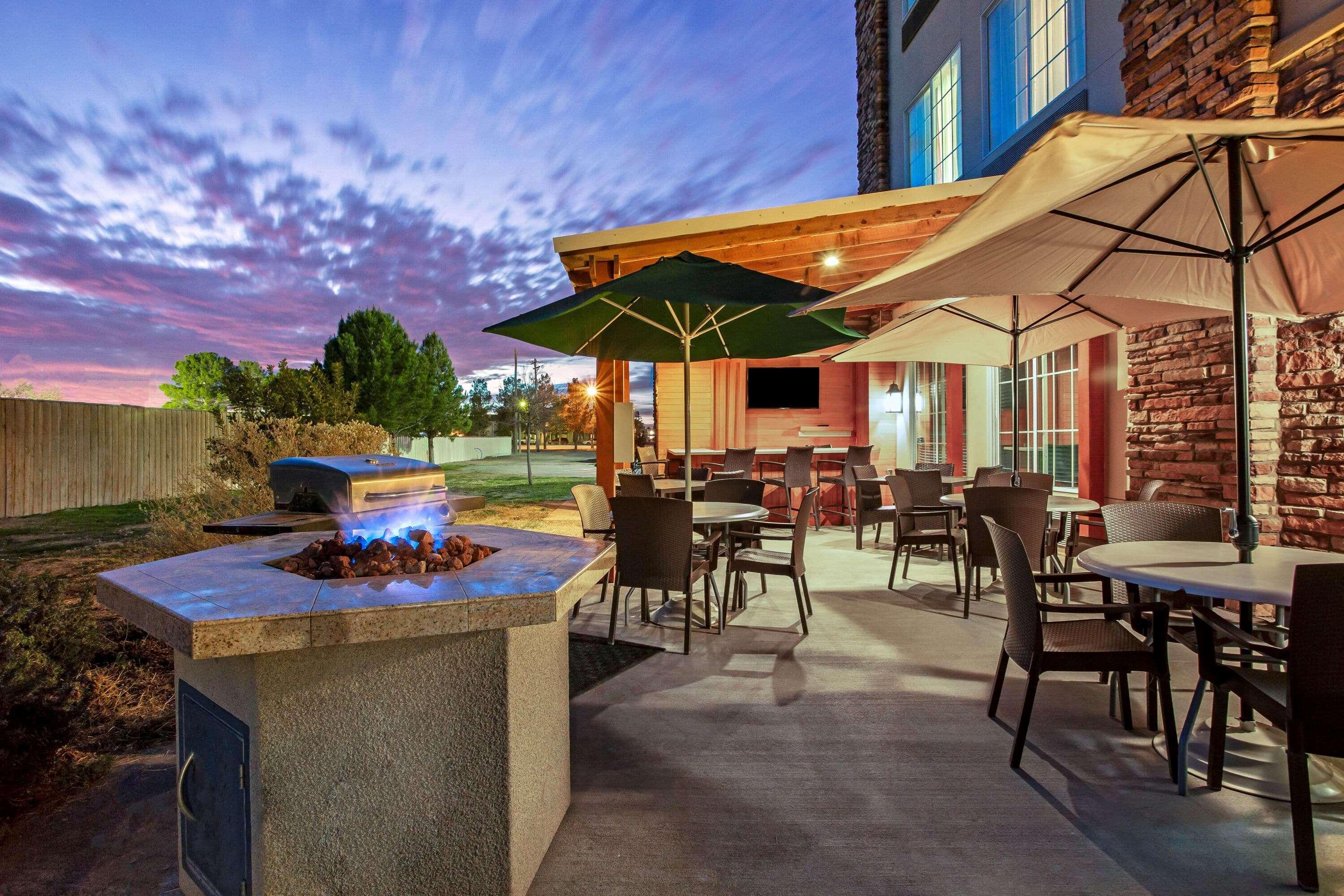 Hotel La Quinta By Wyndham Pecos Exteriér fotografie